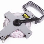 CINTA METRICA FIBRA VIDRIO CON MANGO PVC 30MTS  "HUM030"