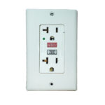 TOMA DOBLE POLARIZADO PLACA CON BREAKER 20AMP 125V ETL "A136-LD3004"