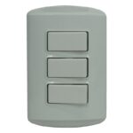 INTERRUPTOR TRIPLE 10 AMP - 125 V BLANCO "KOBM-7313W"