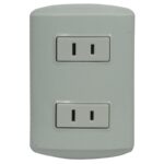 TOMA TIPO AMERICANO DOBLE 15 AMP - 125 V CERT. BLANCO "KOBM-7211W"